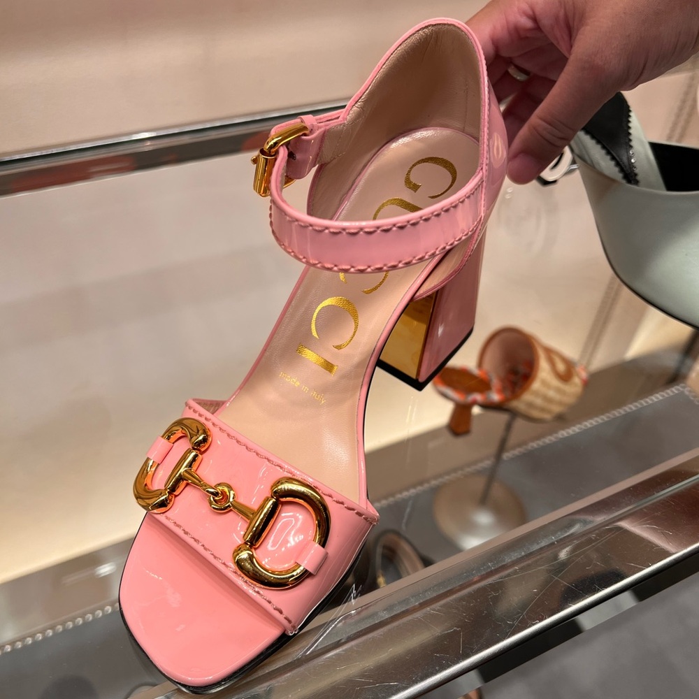 GUCCI Pastel Pink Patent Leather Block Heel Horse Bit Sandals Sz 36G US 6.
